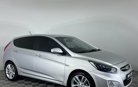 Hyundai Solaris II рестайлинг, 2011 год, 775 000 рублей, 3 фотография