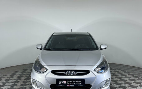 Hyundai Solaris II рестайлинг, 2011 год, 775 000 рублей, 2 фотография