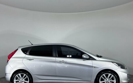 Hyundai Solaris II рестайлинг, 2011 год, 775 000 рублей, 6 фотография