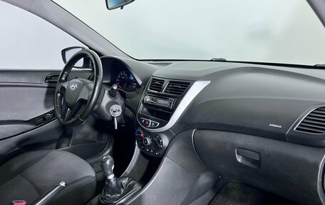 Hyundai Solaris II рестайлинг, 2011 год, 775 000 рублей, 11 фотография