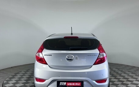 Hyundai Solaris II рестайлинг, 2011 год, 775 000 рублей, 7 фотография