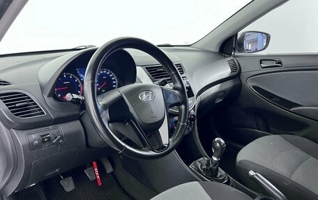 Hyundai Solaris II рестайлинг, 2011 год, 775 000 рублей, 9 фотография