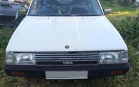 Toyota Vista, 1983 год, 310 000 рублей, 2 фотография