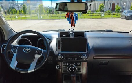 Toyota Land Cruiser Prado 150 рестайлинг 2, 2015 год, 3 800 000 рублей, 7 фотография