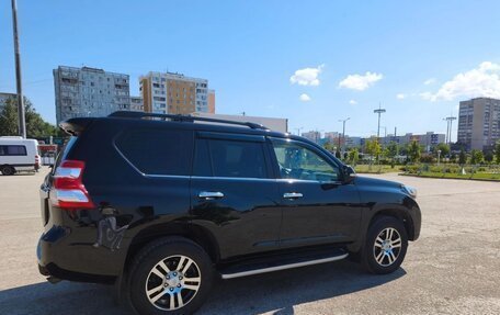 Toyota Land Cruiser Prado 150 рестайлинг 2, 2015 год, 3 800 000 рублей, 4 фотография