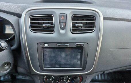 Renault Sandero II рестайлинг, 2014 год, 715 000 рублей, 17 фотография