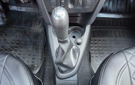 Renault Sandero II рестайлинг, 2014 год, 715 000 рублей, 16 фотография