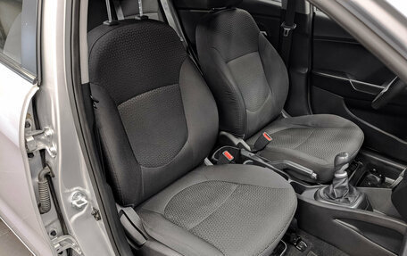 KIA Rio III рестайлинг, 2015 год, 955 000 рублей, 22 фотография