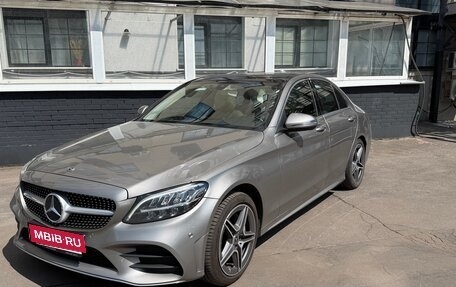 Mercedes-Benz C-Класс, 2019 год, 3 450 000 рублей, 1 фотография