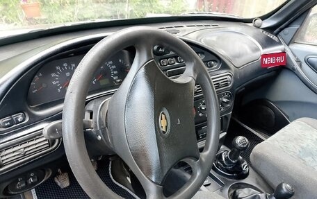 Chevrolet Niva I рестайлинг, 2004 год, 235 000 рублей, 5 фотография