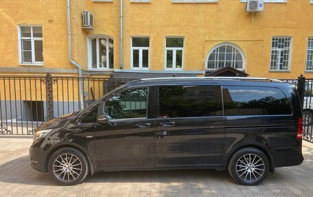 Mercedes-Benz V-Класс, 2016 год, 4 280 000 рублей, 5 фотография