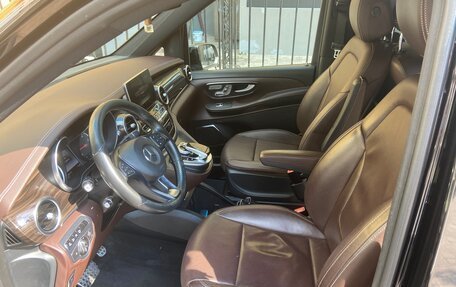 Mercedes-Benz V-Класс, 2016 год, 4 280 000 рублей, 12 фотография