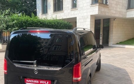 Mercedes-Benz V-Класс, 2016 год, 4 280 000 рублей, 7 фотография
