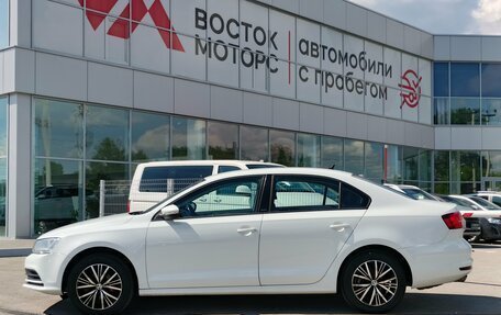 Volkswagen Jetta VI, 2016 год, 1 050 000 рублей, 2 фотография