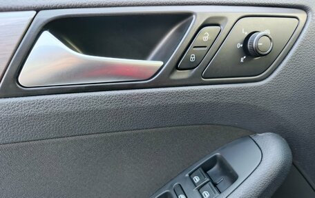 Volkswagen Jetta VI, 2016 год, 1 050 000 рублей, 16 фотография