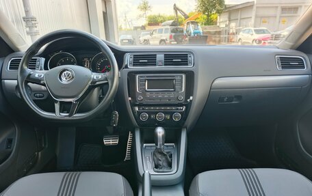 Volkswagen Jetta VI, 2016 год, 1 050 000 рублей, 11 фотография
