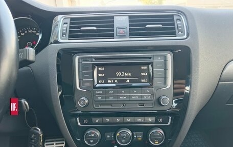 Volkswagen Jetta VI, 2016 год, 1 050 000 рублей, 13 фотография