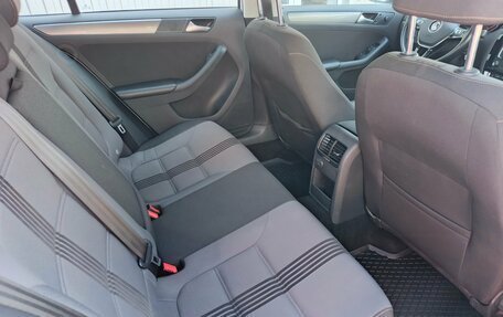 Volkswagen Jetta VI, 2016 год, 1 050 000 рублей, 20 фотография