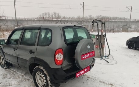 Chevrolet Niva I рестайлинг, 2017 год, 500 000 рублей, 1 фотография