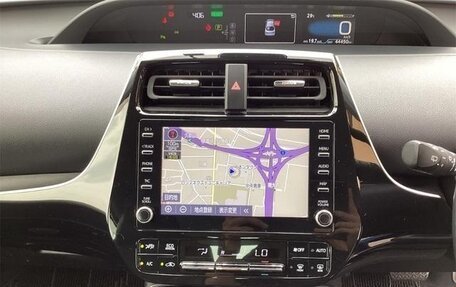 Toyota Prius IV XW50, 2022 год, 1 250 666 рублей, 12 фотография