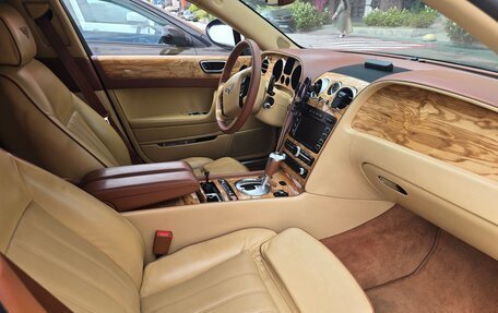 Bentley Continental Flying Spur, 2010 год, 2 499 999 рублей, 14 фотография