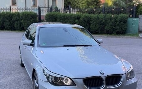 BMW 5 серия, 2008 год, 925 000 рублей, 2 фотография