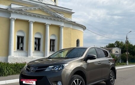 Toyota RAV4, 2014 год, 1 750 000 рублей, 3 фотография