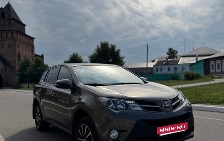 Toyota RAV4, 2014 год, 1 750 000 рублей, 2 фотография