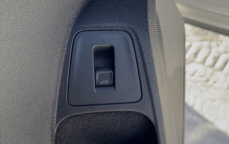 Volkswagen Tiguan II, 2020 год, 2 599 999 рублей, 40 фотография