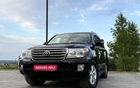 Toyota Land Cruiser 200, 2014 год, 5 700 000 рублей, 4 фотография