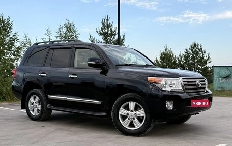 Toyota Land Cruiser 200, 2014 год, 5 700 000 рублей, 11 фотография