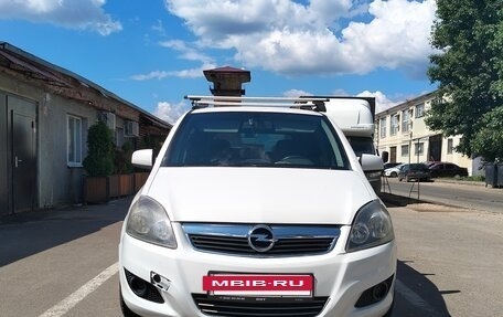 Opel Zafira B, 2010 год, 350 000 рублей, 8 фотография