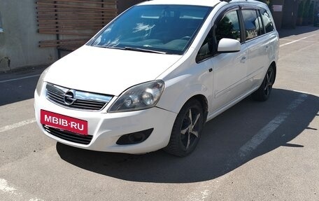 Opel Zafira B, 2010 год, 350 000 рублей, 6 фотография