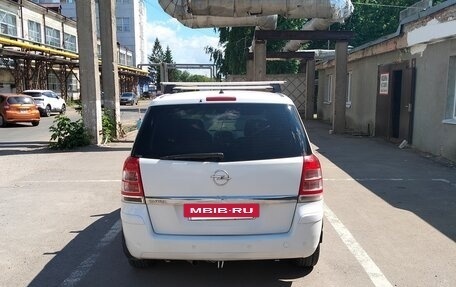 Opel Zafira B, 2010 год, 350 000 рублей, 3 фотография