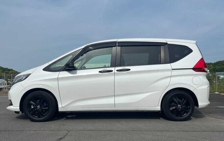 Honda Freed II, 2022 год, 1 270 000 рублей, 6 фотография