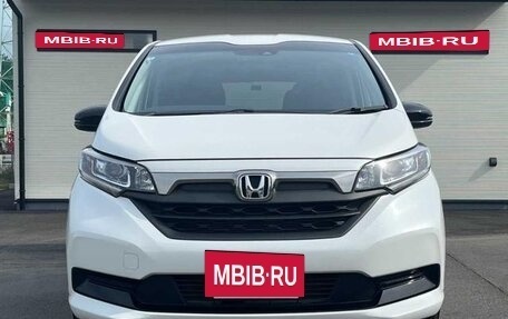 Honda Freed II, 2022 год, 1 270 000 рублей, 2 фотография