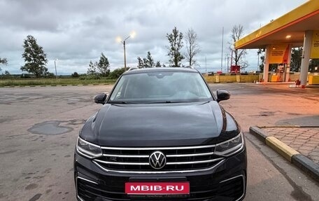 Volkswagen Tiguan II, 2023 год, 3 500 000 рублей, 1 фотография