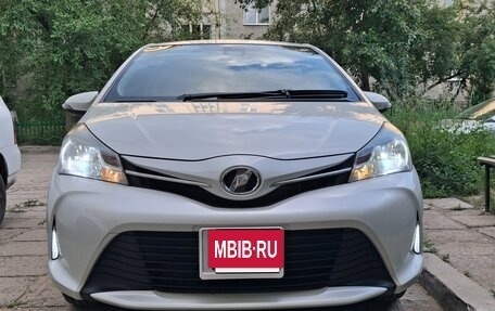 Toyota Vitz, 2015 год, 1 070 000 рублей, 9 фотография