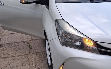 Toyota Vitz, 2015 год, 1 070 000 рублей, 10 фотография