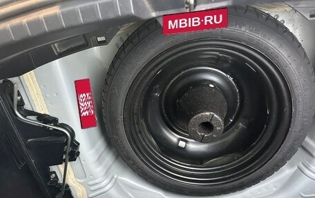Toyota Vitz, 2015 год, 1 070 000 рублей, 15 фотография