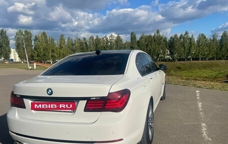 BMW 7 серия, 2015 год, 1 950 000 рублей, 11 фотография