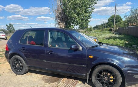 Volkswagen Golf IV, 1998 год, 350 000 рублей, 2 фотография