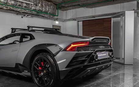 Lamborghini Huracán, 2024 год, 38 000 000 рублей, 22 фотография