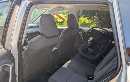 Toyota RAV4, 2019 год, 3 390 000 рублей, 12 фотография