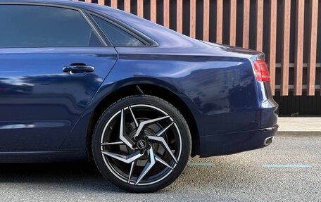 Audi A8, 2013 год, 3 200 000 рублей, 10 фотография