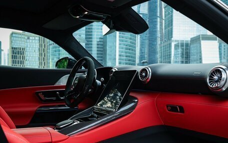 Mercedes-Benz AMG GT, 2025 год, 19 000 000 рублей, 28 фотография