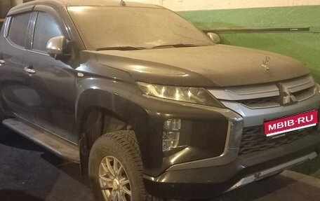 Mitsubishi L200 IV рестайлинг, 2021 год, 2 000 000 рублей, 1 фотография
