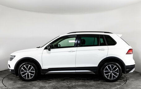 Volkswagen Tiguan II, 2018 год, 2 099 000 рублей, 10 фотография