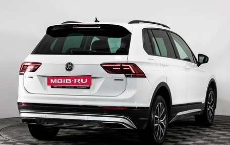 Volkswagen Tiguan II, 2018 год, 2 099 000 рублей, 7 фотография