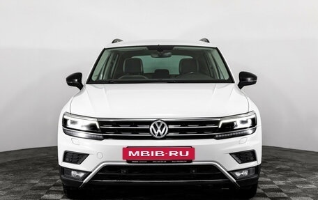 Volkswagen Tiguan II, 2018 год, 2 099 000 рублей, 3 фотография
